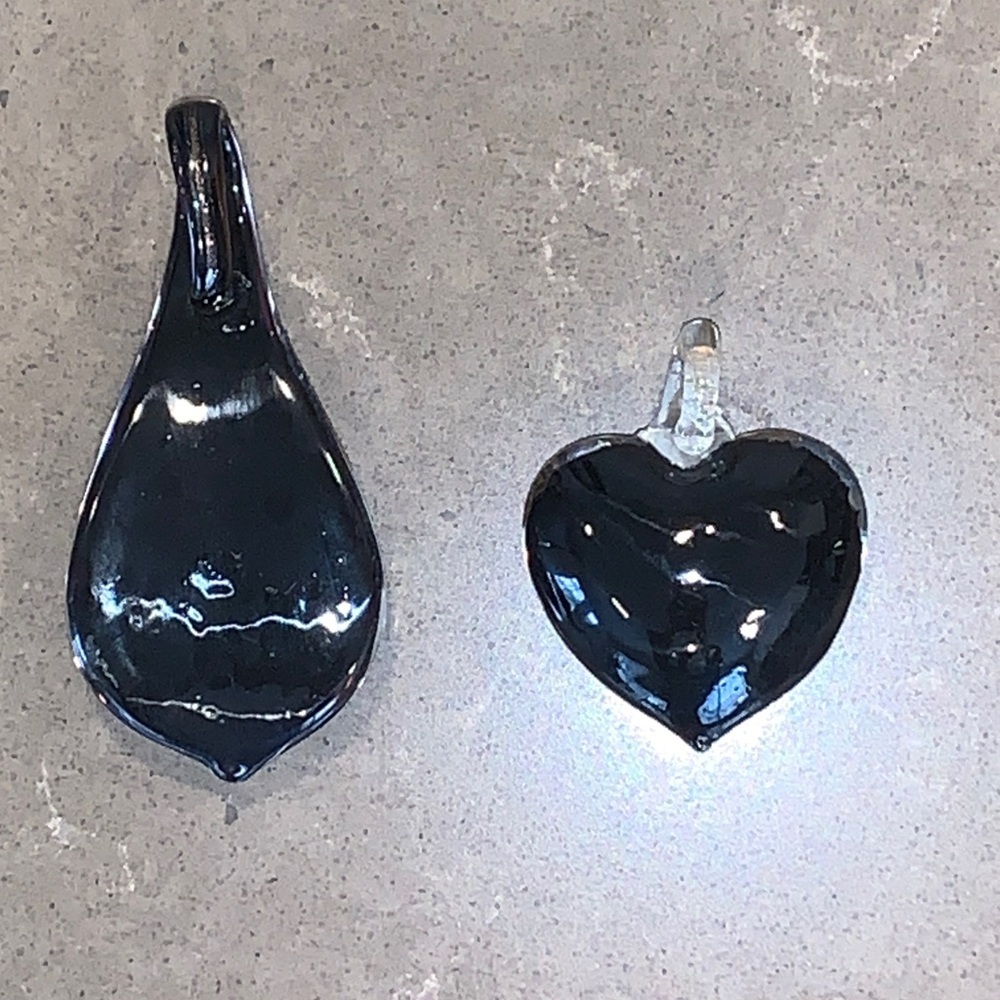 Qty 2 Vintage Hand Blown Glass Glittery Floral Pendants 1.5 and 2.5” - Picture 3 of 9